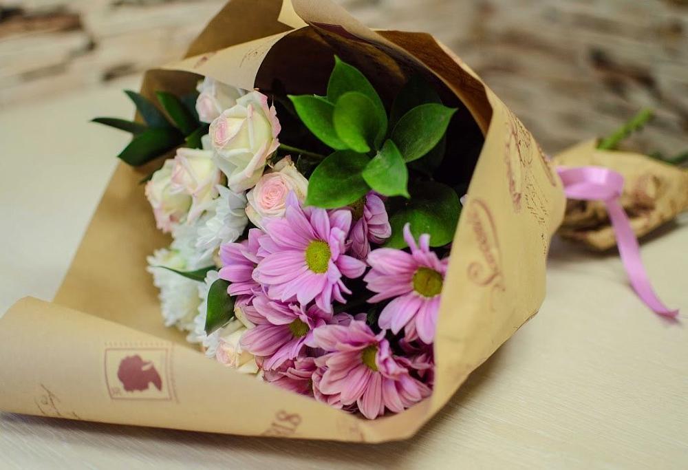 Букет цветов из: Розы и Хризантемы в Абинске