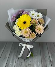 Букет цветов из:  Розы, Герберы и Хризантемы #REPLACE_PRED# Абинске