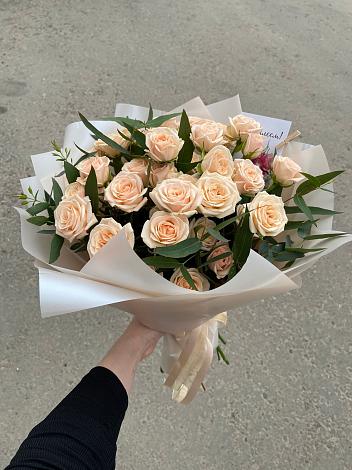 Букет Кремовые розы Латте в Абинске