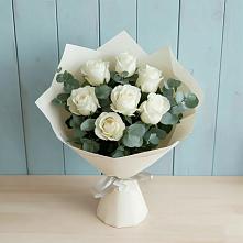 Букет Белые розы в Эвкалипте в Абинске